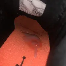 #射鞋 #玩鞋 #扫楼 #打胶 这满满一鞋柜得鞋真的是太爽了，每次玩哪双都得挑半天...其实这次原本是打算玩converse的...但一看到这一鞋柜运动鞋也难…