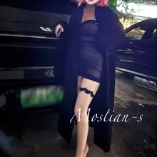她主提出穿这身去买杯星巴克，胆子真是越来越大了。#露出
