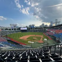 잠실경기장~LG:두산 야구직관🤗 우리의 가족같은 @bestjung2141 오빠언니와 함께하는 시간🥰 먼가 극기훈련같은 느낌이지만 두남자가 만나…