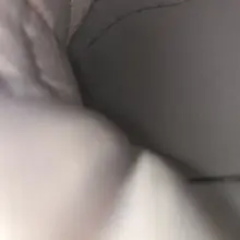 #射鞋 #玩鞋 #扫楼 #打胶 真是难受啊！今天dy刷到个曾经爽过的帆布妹子，心里那个痒痒啊...跑了大老远竟然扑了个空，鞋子没放外面！真是太难受了！连着三发…