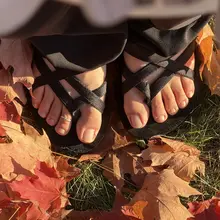 It’s Fall again here in Canada.🇨🇦 Throwback to girlfriend’s soft soles and natu…
