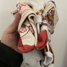 女友学妹害怕孤单邀请同在实习的女友一起合租，平时四个女生住不方便去，正好赶上都过年回家了去找女友。学妹把脏衣服都带走了，衣柜里只留下了四双洗干净的棉袜，遗憾但…