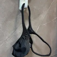 想在三亚找个无人的沙滩，晒一下我的丁痕，有推荐的吗