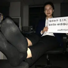 Test Office Female Secretary 04