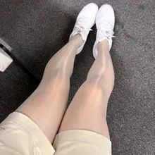 在图书馆穿油亮白丝是想被qj嘛qaq