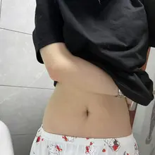 咱俩玩个游戏吧，例如我说小猫治水，你就说喵大禹。第一个是小狗填海，_____