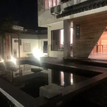 半山 、 民宿