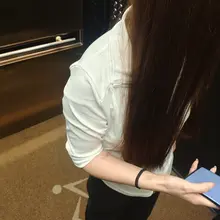 说晚上要是没单，她就自己约个大叔，说大叔疼人！