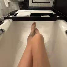 Wear skin color pantyhose in hotel🏨 #stocking #officelady #Hylons #pantyhose #H…
