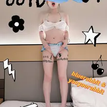 骚母狗@yaoyaoorabbit 的一套媚黑纹身贴纸搭配情趣内衣。屁股上还有不少～，下次再发。 #骚母狗 #媚黑 #情趣内衣 #女友