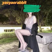 刚拍的。带骚母狗露出！今天想看骚母狗被怎么玩呀？征求意见～ #母狗任务 #露出诱惑
