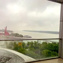 烟雨蒙蒙秦淮地～惟见长江天际流