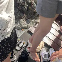 点击观看更多美脚