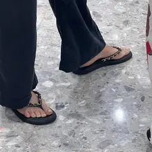 点击观看更多美脚