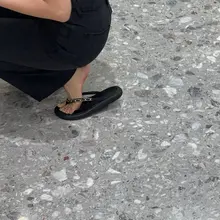 点击观看更多美脚