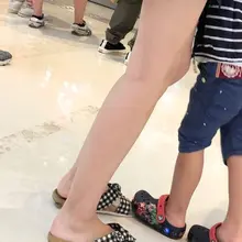 点击观看更多美脚