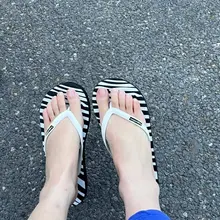 点击观看更多美脚