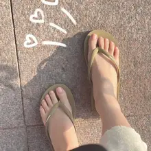 点击观看更多美脚