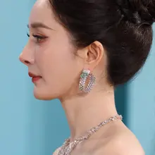 No.mx1501杨幂白玉兰奖提名+红毯颁奖两套生图，低胸黑裙+抹胸绿裙，怼脸拍美的无死角 [158P+1.53G] #明星生图 #杨幂 自购地址：https…