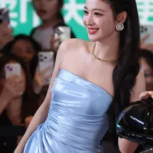 No.mx1492王楚然重庆比亚迪活动生图，抹胸水蓝色长裙，香肩挺拔饱满 [528P+4.32G] #明星生图 #王楚然 自购地址：https://t.co/…