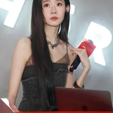 No.mx1487张艺凡西单大悦城活动生图，短裙皮靴大长腿，又高又瘦 [275P+2G] #明星生图 #张艺凡 自购地址：https://t.co/4q5jk…