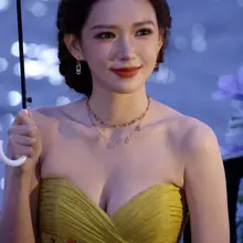 No.mx1488程潇濮院芭莎艺术盛典生图，饱满低胸露肩黄裙，她左胸上原来有颗痣 [92P+1G] #明星生图 #程潇 自购地址：https://t.co/3…