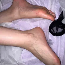 同好投稿趁睡着偷拍女朋友的脚 不知道其他同好有没有这样的爱好