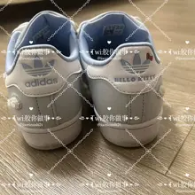 学生公寓发现新收获，HelloKitty联名的贝壳头不得不说这双鞋的颜值真的高，看上去就超可爱，鞋垫图案也非常的可爱，再配上37码的小脚，简直了，香味也是一绝…