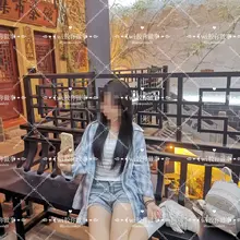 精神小妹的面包鞋，这个天气穿这么厚的鞋，难怪鞋里一股味道，鞋垫都踩出印子来，口味很重啊，不过味道也相当不错，就是鞋子整体较硬，不太好操作，更多细节在群更新 #…