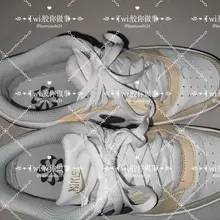 商场偷拍女高的Nike板鞋，看着小白袜配板鞋就受不了，尾随到家发现刚脱下鞋的，刚脱还冒着热气，臭味也是相当给力，更多细节在群更新 #扫楼 #尾随 #打胶 #N…