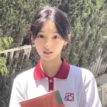 【投稿】 东北高中18岁小母狗张雨筠，清纯外表下骚穴屁眼已经被肏黑，奶子也被不少同学捏过，等到母狗上大学以后彻底放开婊子本性做一只大学校鸡免费给男人肏 #YY…