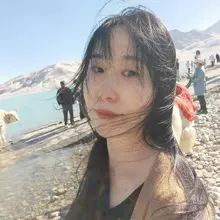 【投稿】投稿37岁老母狗冯美幸,狗长165,对外包装成北京电影学院毕业，实际是个骚婊子，房地产公司做过销售，从业务员一路给领导做母狗直到副总，喝多了就卖逼，为…