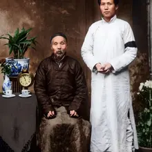 无意中看到一张照片：伟人与启蒙恩师的合影 ​​​！ 分享给大家！ 希望你会喜欢！