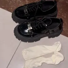 想要自己的精液跟胶水一样，要是能粘着小皮鞋内部，洗不掉就好啦！