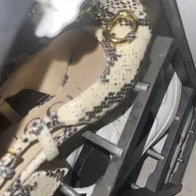 原创打胶跟踪视频 群内完整版13分钟已更新 进群有门槛🚪 进群后免费套路鞋袜 套路女神原味袜子 进群联系qq：2766776378 #扫楼 #打胶 #扫楼打胶…