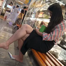 挑鞋人妻 #淫脚 #淫鞋 #街拍 #美足 #美鞋 #挑鞋 #平底鞋 #趾缝 #足弓 #脚底 #趾缝 #玉足 #高跟鞋 #打胶 #扫楼 #少妇 #御姐 #骚鞋…