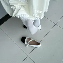 这个小皮鞋弄的白袜味道有点大，需要兄弟们火速散味 #白袜 #袜控 #原味