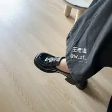 家妻吸满汗水的骚臭船袜对某些人来说是最好的催情剂 #船袜 #原味 #袜控 #射袜