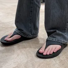 点击观看更多美脚