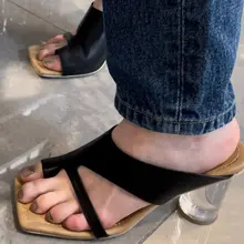 点击观看更多美脚