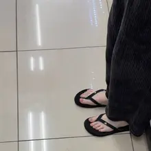 点击观看更多美脚