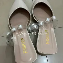 小姐姐没啥脚泥，鞋里面挺干净的，有淡淡的香味，把三天没洗澡的肉棒插到脚趾部分，鞋里都是我的臭味，小姐姐应该不会闻鞋吧？#扫楼 #射鞋 #玩鞋 #高跟 #美脚…