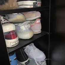 #射鞋 #玩鞋 #扫楼 #打胶 运气不错，又扫扫了一个新的点！目测应该是个学生妹,converse vans aj样样俱全，真是不错！小鞋垫一射就满真是舒服的…