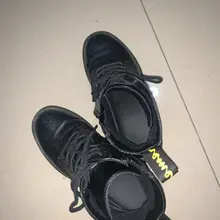 #射鞋 #玩鞋 #扫楼 #打胶 新年的第一发少妇姐姐的鞋也必须是当仁不让啊！也不知道这个点把憋了这么多天的精华射给姐姐明天能不能干...真是有点小担心呢...