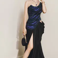 蔡依林穿抹胸开叉礼服秀凉高跟美足，G奶天后并非浪得虚名