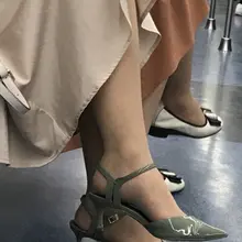 观察一些美好 #美脚 #裸足 #偷拍 #盗摄 #嫩足 #嫩脚 #美足