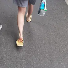 突然有个想法，如果两个同好兄弟在一个学校，或者离得不远，完全可以打一波配合：一个兄弟以帮填问卷名义搭讪妹子，另一个兄弟拿些小礼品跟着，在一旁“记录”，这样不出…