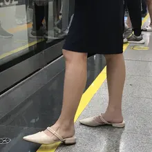现场更美 #美脚 #裸足 #偷拍 #盗摄 #嫩足 #嫩脚 #美足