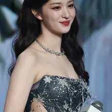 No.mx1468王楚然荣耀发布会生图，露腰星云短裙，修长笔直美腿高跟，直戳人心 [300P+3.3G] #明星生图 #王楚然 自购地址：https://t.…