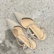 一看就是少妇的鞋 #扫楼 #扫楼射鞋